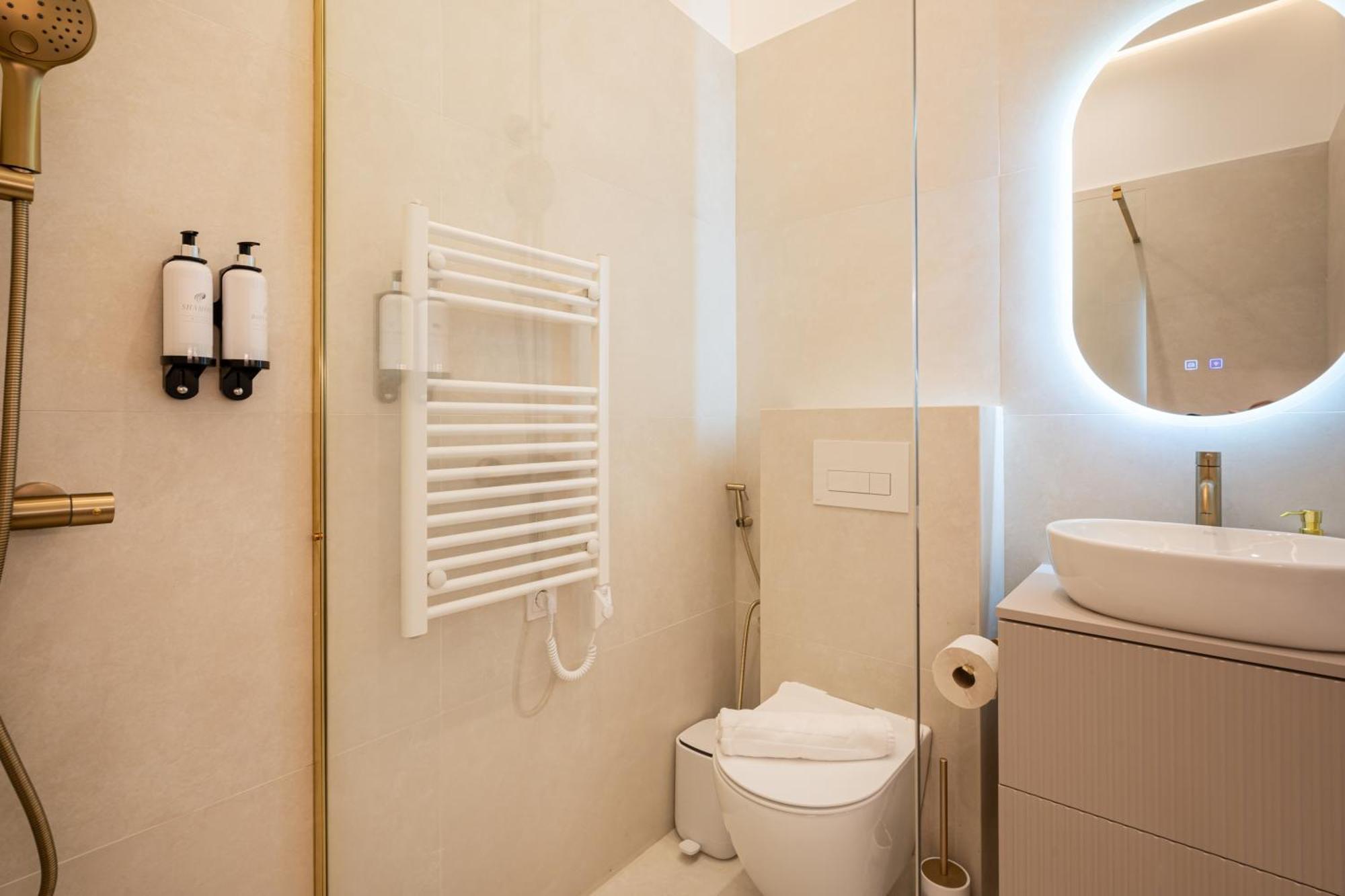 בודפשט K51 - Kiraly Boutique Residence - Best Location By Bqa מראה חיצוני תמונה